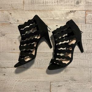 Kelly & Katie Black Suede Heels
